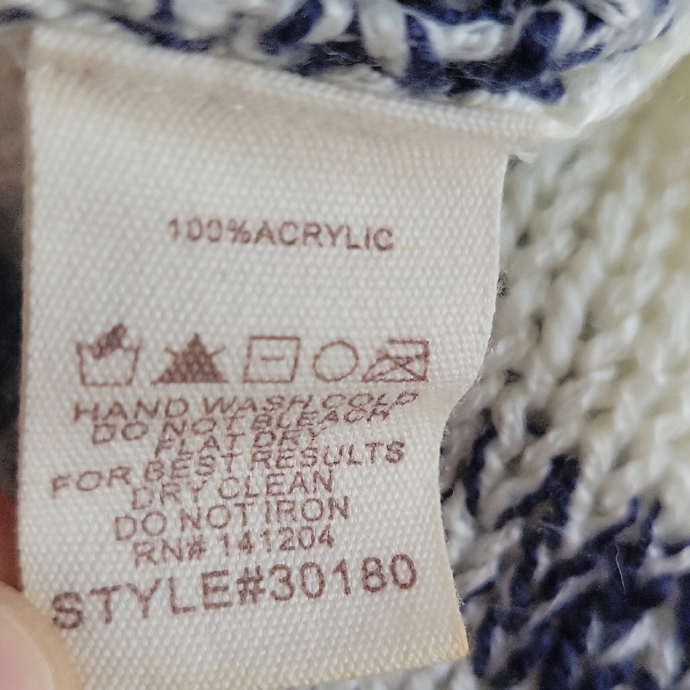Hem & Thread Navy and Cream Hooded Sweater - Picture 3 of 7